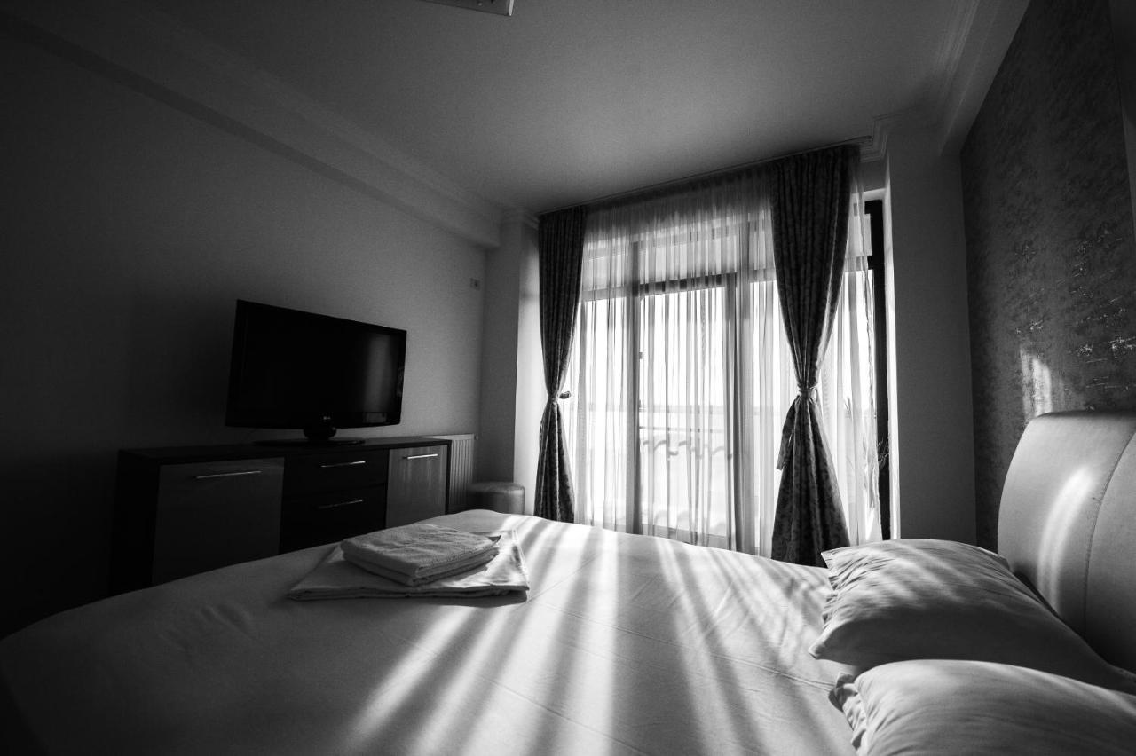 Lake Apartments Solid Mamaia Εξωτερικό φωτογραφία