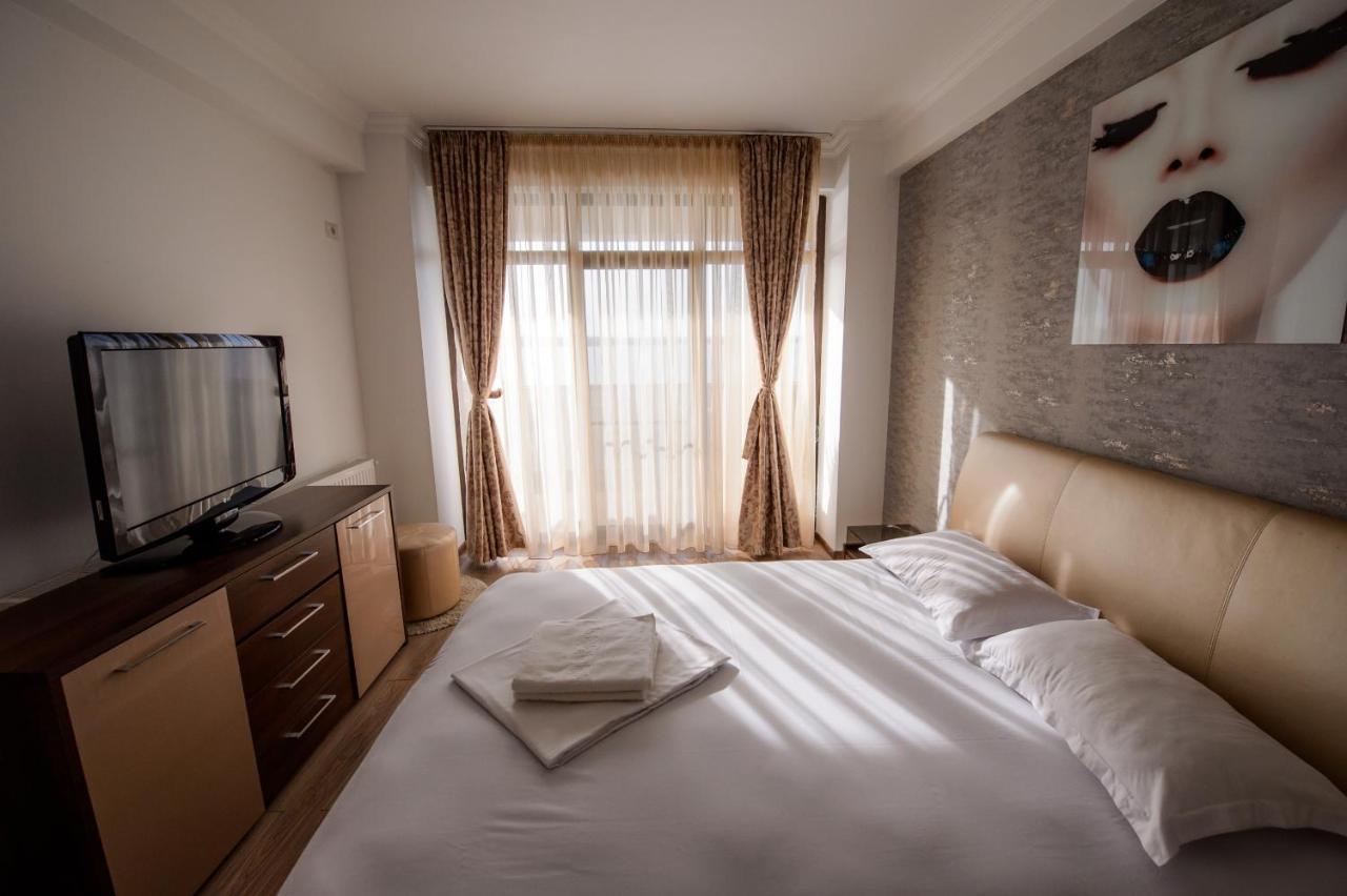 Lake Apartments Solid Mamaia Εξωτερικό φωτογραφία